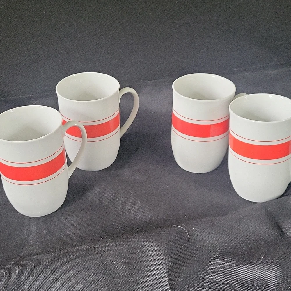 Vintage Leonard Porcelain Red Striped mug set 4